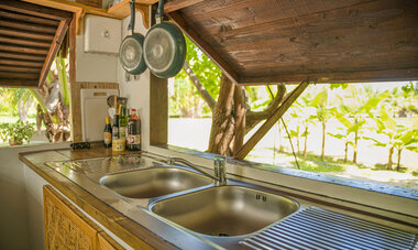 Te Fare Tiaia - AC Beach Bgl & Kitchen Totara (4).jpg Fare Tiaia